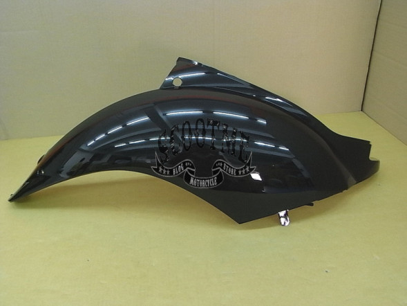 Облицовка задняя правая SYM MIO 50 [ЦВЕТ: BLACK BK-0406S]