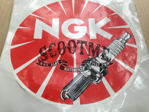 Наклейка NGK (Круглая)